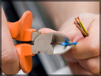 clydebank, Hardgate, Yoker, Drumchapel emergency 24 hour electrical contractor Paisley Glasgow electrical installation work